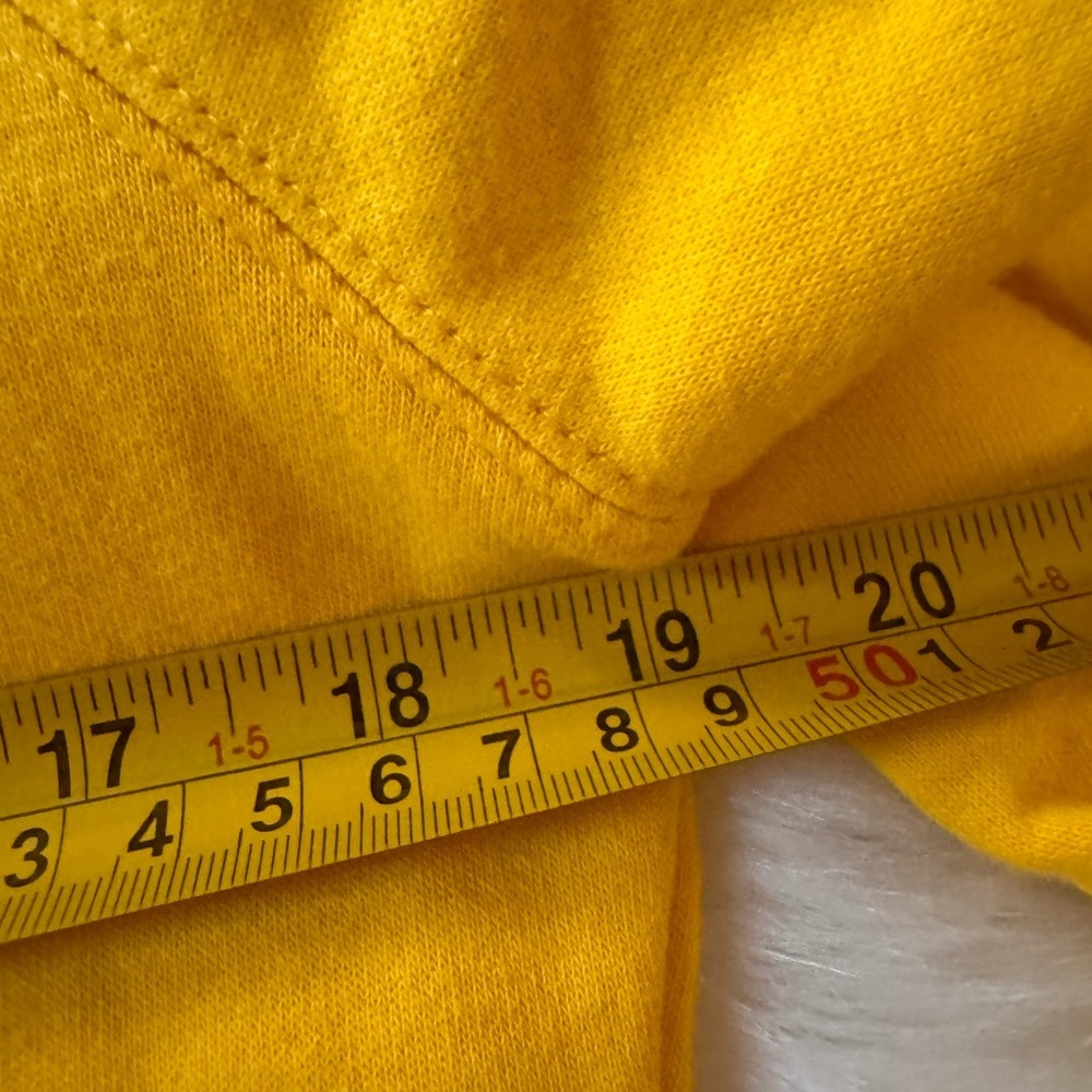Yellow Champion Sport Size M Michigan Wolverines Hoodie - Picture 6 of 7